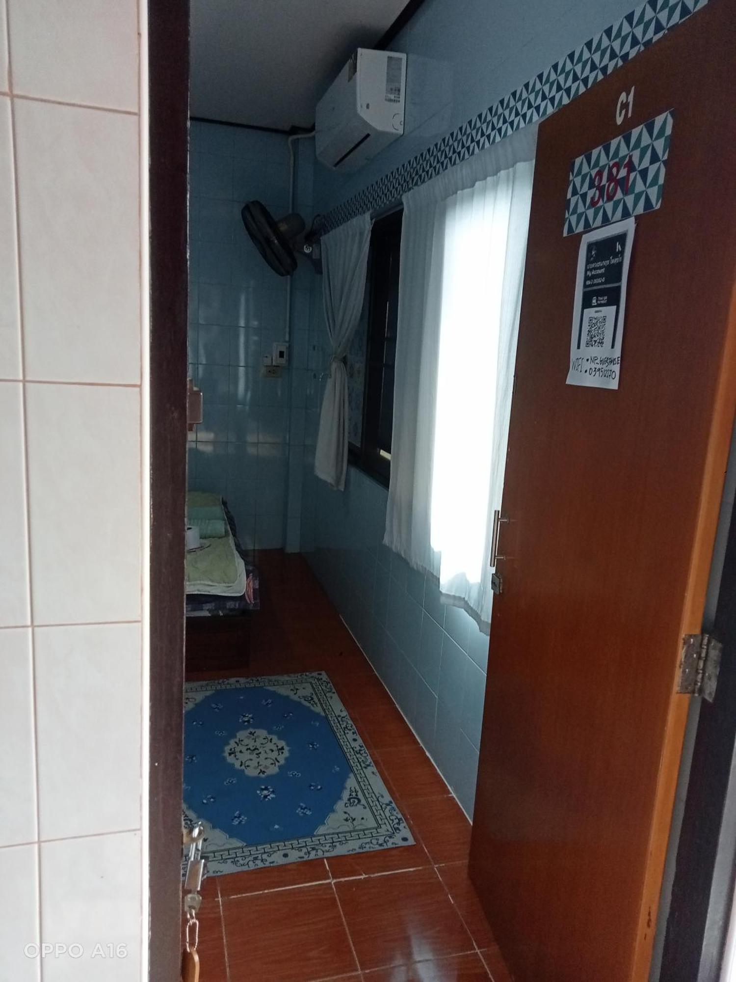 Np Guesthouse Trat Buitenkant foto